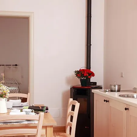 Agriturismo La Scala Фермерский дом *